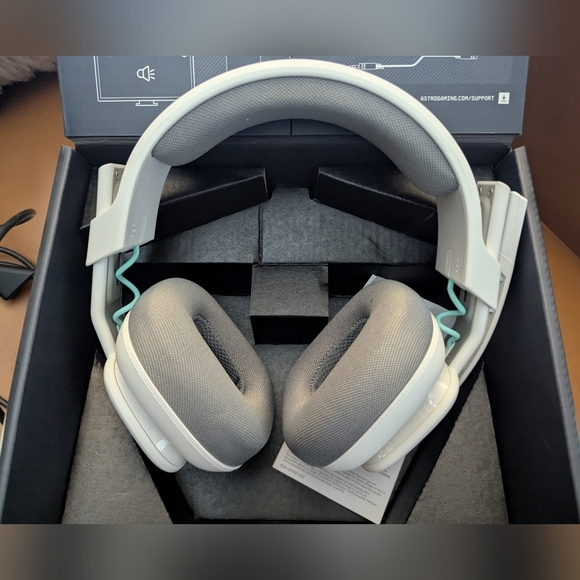 ASTRO Gaming A10  headset For PC Gaming New In Box - Picture 7 of 10